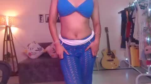 Snapshot of zonayesha chatting on 25, 9, 2025 Zona online show from 25, 9, 2025