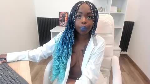 Snapshot of zooee_p chatting on 15, 1, 2025 Zooe online show from 15, 1, 2025