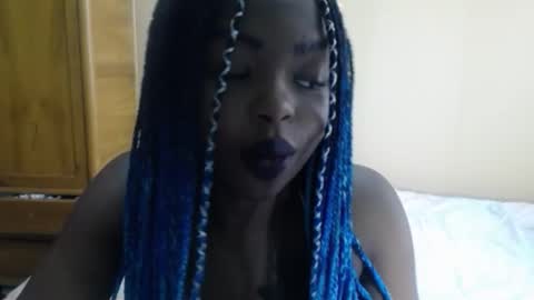 Snapshot of zooee_p chatting on 9, 2, 2025 Zooe online show from 9, 2, 2025