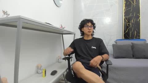     online show from 16, 11, 2025