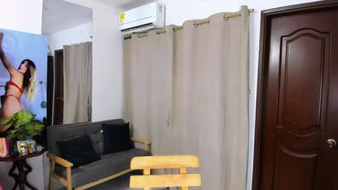 zou_quira online show from 22, 2, 2026