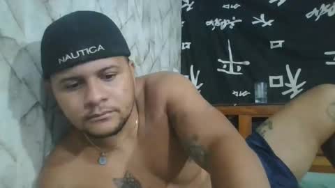Snapshot of zues_gle25 chatting on 29, 4, 2026 zues_gle25 online show from 29, 4, 2026