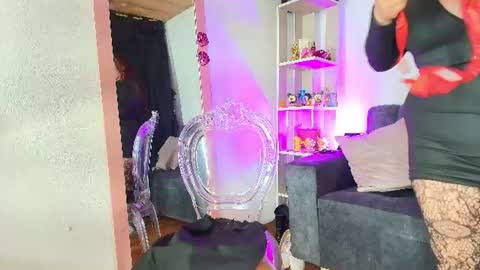 zully_green online show from 5, 7, 2026