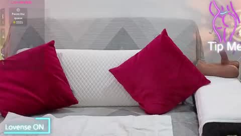 Snapshot of zuly_zahir_01 chatting on 15, 7, 2026 zuly goode online show from 15, 7, 2026