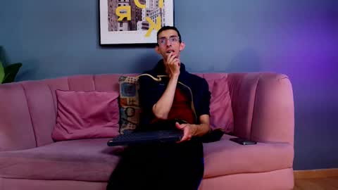 Zyro Nigth online show from 7, 1, 2026