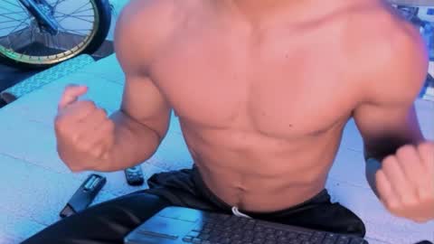 zyzz_1812 online show from 29, 10, 2025