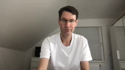 zzz123_cam online show from 28, 11, 2025