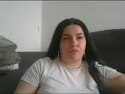Snapshot of Squirtlady38 chatting on 4, 2, 2025 Squirtlady38 online show from 4, 2, 2025