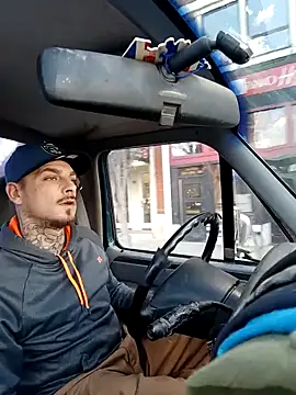 DADDY KANE8--- online show from 31, 12, 2024