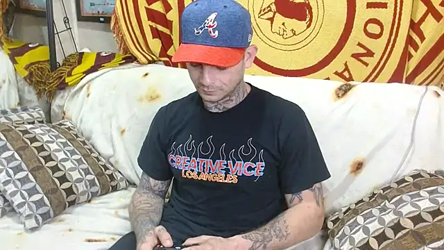 DADDY KANE8--- online show from 13, 2, 2025