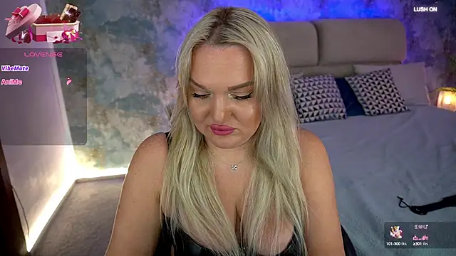 MissyMartinez online show from 17, 2, 2025