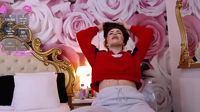 Snapshot of HessaHessy chatting on 18, 12, 2025 HessaHessy online show from 18, 12, 2025