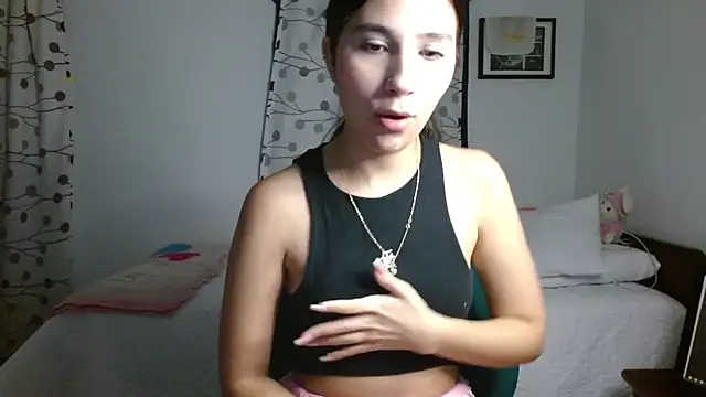 mia  lopez  online show from 18, 1, 2025