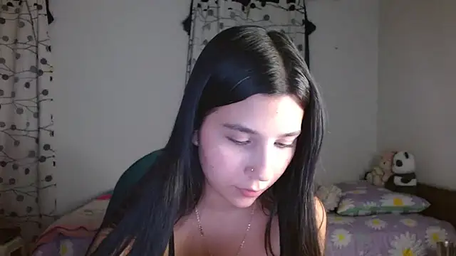 mia  lopez  online show from 7, 3, 2025