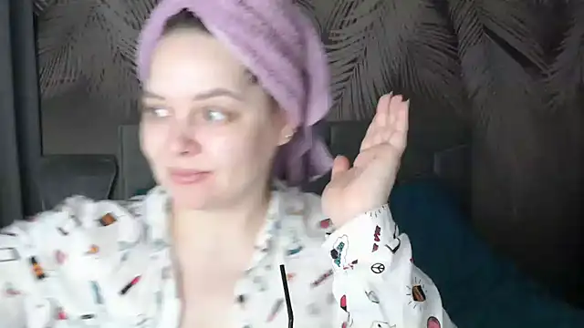 uliastar online show from 27, 1, 2025