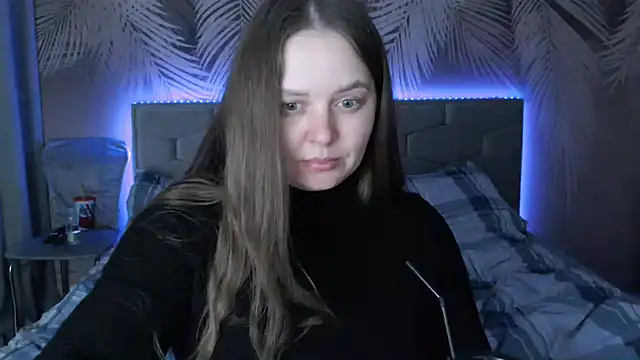 uliastar online show from 28, 2, 2025