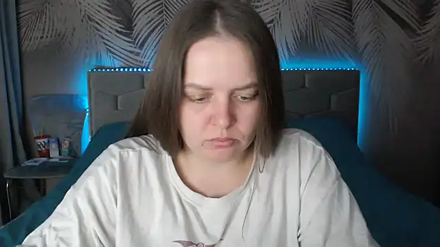 uliastar online show from 13, 3, 2025