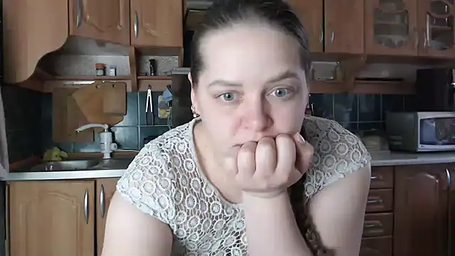 uliastar online show from 18, 3, 2025