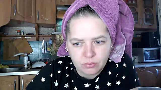 uliastar online show from 18, 10, 2025