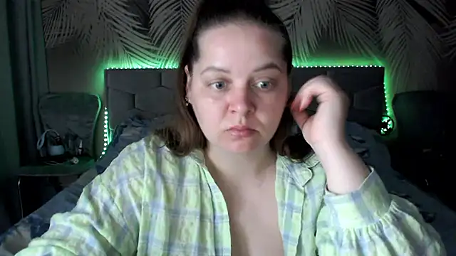 Snapshot of uliastar chatting on 22, 5, 2026 uliastar online show from 22, 5, 2026