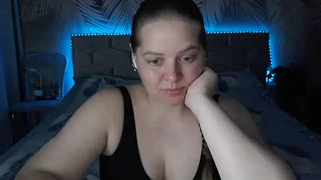 Snapshot of uliastar chatting on 15, 6, 2026 uliastar online show from 15, 6, 2026