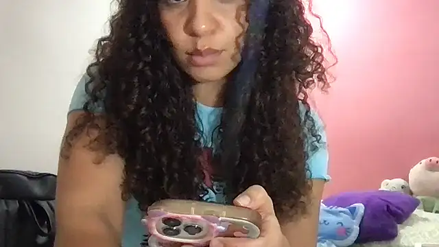 gatubelahot online show from 9, 3, 2025