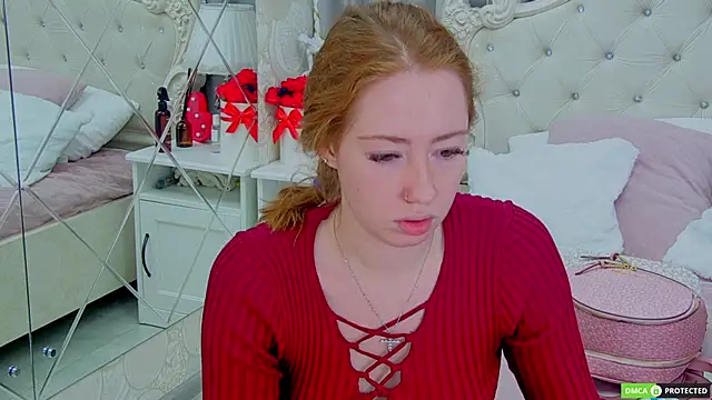 TinaBrook online show from 10, 11, 2025