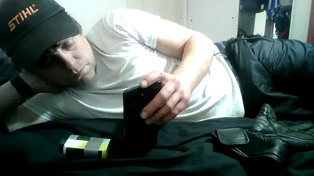 BoneDaddy2 online show from 16, 4, 2026