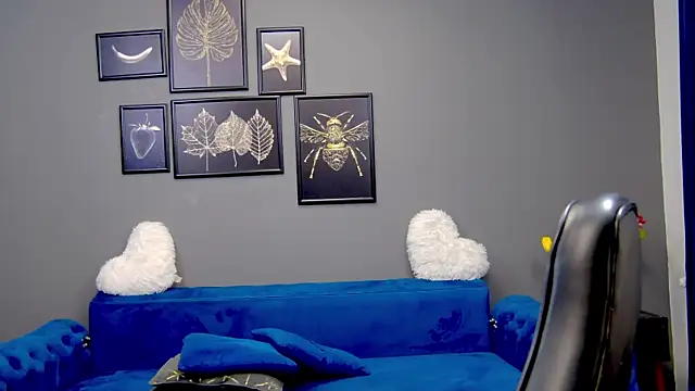 Katewalker  online show from 13, 3, 2025