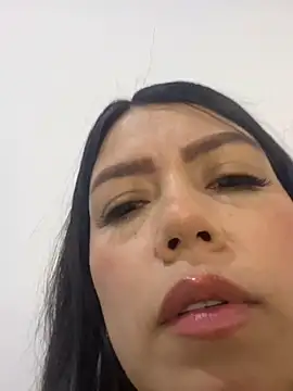 Snapshot of martina_contreras chatting on 27, 12, 2024 martina contreras online show from 27, 12, 2024