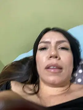 Snapshot of martina_contreras chatting on 29, 1, 2025 martina contreras online show from 29, 1, 2025