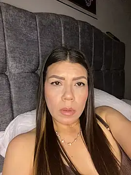 Snapshot of martina_contreras chatting on 22, 2, 2026 martina contreras online show from 22, 2, 2026