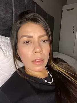 Snapshot of martina_contreras chatting on 26, 2, 2026 martina contreras online show from 26, 2, 2026