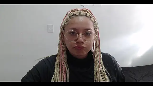 MommyMiaWs online show from 6, 1, 2025