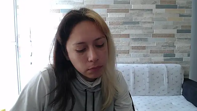 MommyMiaWs online show from 3, 10, 2025