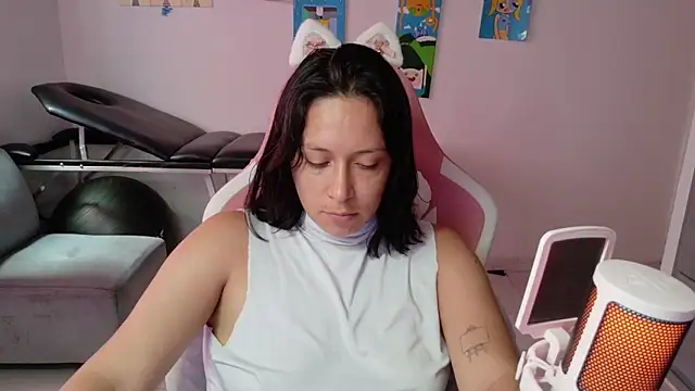Snapshot of MommyMiaWs chatting on 20, 6, 2026 MommyMiaWs online show from 20, 6, 2026