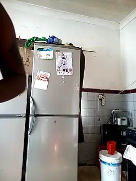 Snapshot of sluttylaura21 chatting on 11, 2, 2026 sluttylaura21 online show from 11, 2, 2026