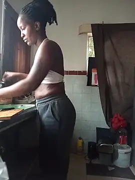 Snapshot of sluttylaura21 chatting on 26, 3, 2026 sluttylaura21 online show from 26, 3, 2026