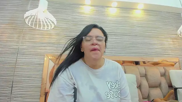 anette cooper online show from 31, 10, 2025