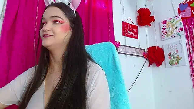 Snapshot of monica_little23 chatting on 7, 2, 2026 monica little23 online show from 7, 2, 2026