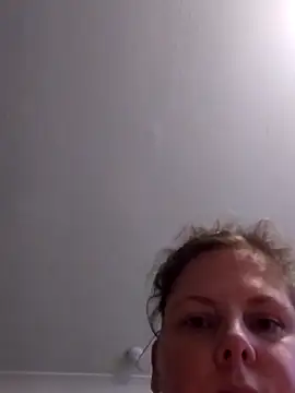 xxSexyBushLinnxx online show from 16, 12, 2025