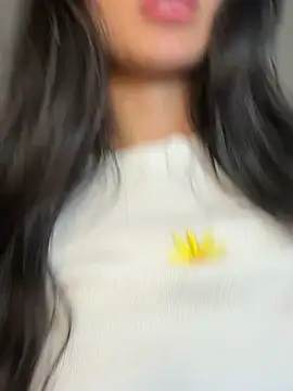 EvaMoet online show from 9, 3, 2025