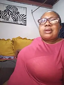 Snapshot of YELLOW_BONE chatting on 20, 6, 2026 YELLOW BONE online show from 20, 6, 2026