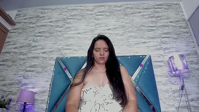 veronica salas online show from 28, 12, 2024
