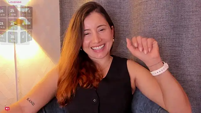 Snapshot of Angela_smile chatting on 18, 12, 2024 Angela smile online show from 18, 12, 2024