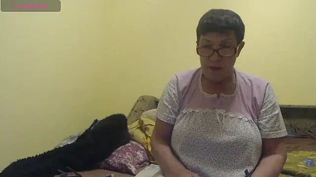Snapshot of Sandra_Carina chatting on 28, 4, 2026 Sandra Carina online show from 28, 4, 2026