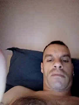 Snapshot of Alainsolo chatting on 8, 9, 2025 Alainsolo online show from 8, 9, 2025