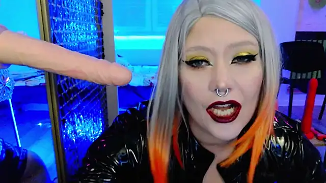 wickedxqueen online show from 18, 1, 2026