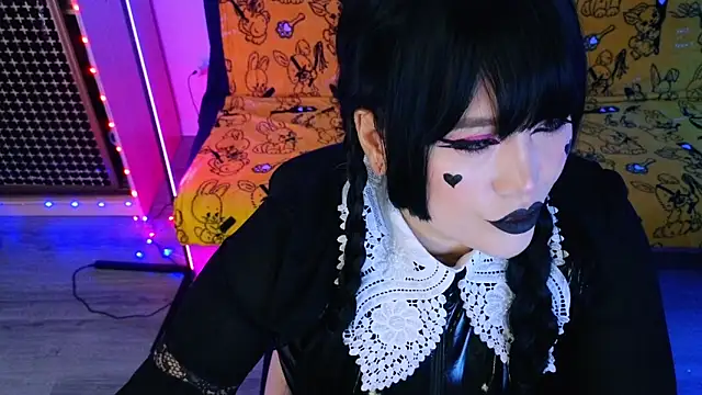 wickedxqueen online show from 3, 6, 2026