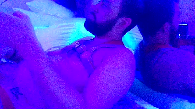 Snapshot of Fr4nk1eFFuxxx chatting on 13, 12, 2024 Fr4nk1eFFuxxx online show from 13, 12, 2024